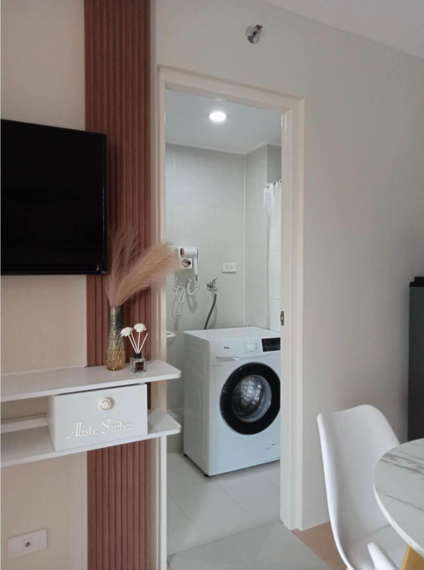 Aliste Suites Marina Spatial Dumaguete City Екстер'єр фото